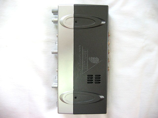 未使用 未開封品 BEHRINGER AMP800 ヘッドフォンアンプ